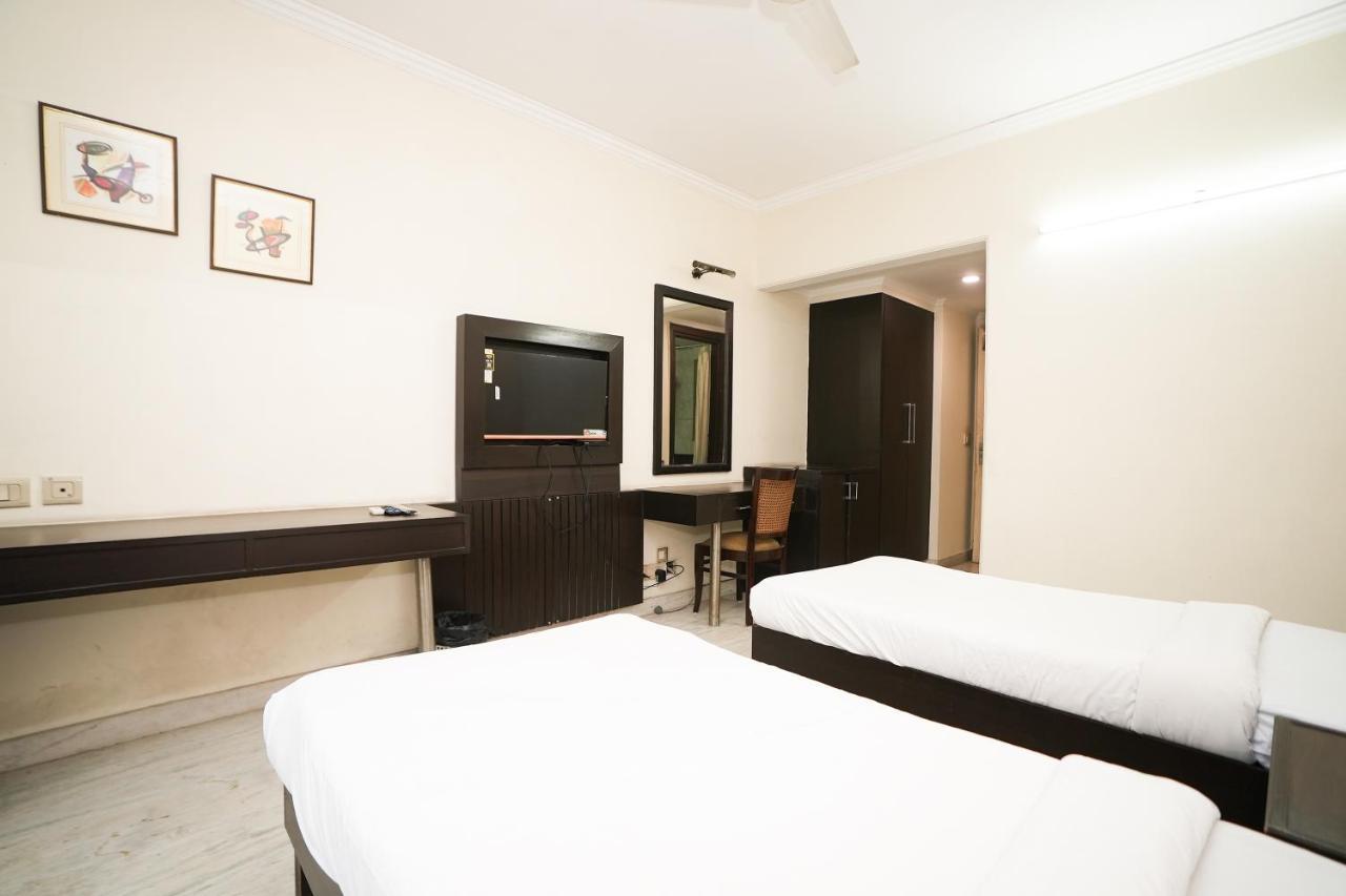 Stay Well Hotels & Homes Gurgaon Exteriör bild