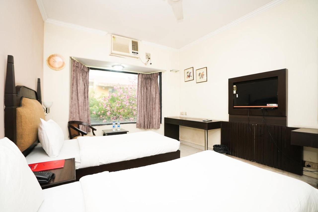 Stay Well Hotels & Homes Gurgaon Exteriör bild